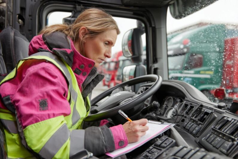 Opleidingen voor vrachtwagenchauffeurs: Een complete gids